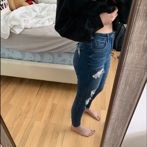 American Eagle High Waisted Curvy Jeans Size 0!